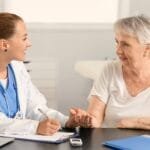 Infographic illustrating early symptoms, risk factors, and prevention strategies for diabetic retinopathy.